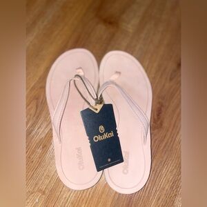 OluKai Blush Pink Thong Sandals